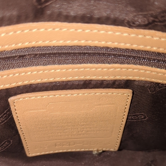 Coach Tan Leather Hobo Bag with Gold Hardware - Picture 9 of 9